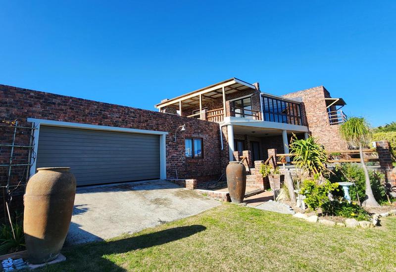 4 Bedroom Property for Sale in De Kelders Western Cape